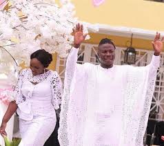 African Couples Outfits Husband And Wife Combination African Etsy African Lace Dresses Couples African Outfits African Wear Designs