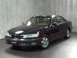 Find complete 1999 lexus es 300 info and pictures including review, price, specs, interior features, gas mileage, recalls, incentives and much more at iseecars.com. 1999 Lexus Es300 Coach Edition For Sale At Mcgrath Lexus Of Westmont Video Dailymotion