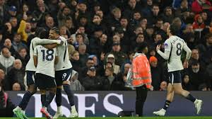 Spurs seal rare win at Chelsea as Palmer sees red
