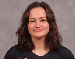 Samantha Rooney's Instagram, Twitter & Facebook