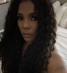 Sometimes you just have to FACE the truth💋 Makeup by @esteelauder