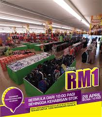 The rational of 'hari hari' is meant to urge consumers to visit the store everyday and have an enjoyable shopping experience. Pusat Pakaian Hari Hari Kuala Krai Re Opening Specials In Malaysia Kuala Krai Hari Hari Special