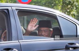 Kementerian pengangkutan malaysia bertekad untuk menjadi peneraju transformasi sistem pengangkutan yang bersepadu, efisien dan selamat dengan memperkasakan sistem pengangkutan Muhyiddin Tiba Di Istana Negara Angkat Sumpah Perdana Menteri Ke 8