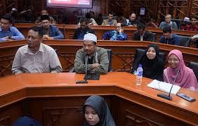 Mendepani cabaran era revolusi industri 4.0 : Revolusi Industri 4 0 Beri Cabaran Baharu Dalam Pengajian Islam Ukm News Portal