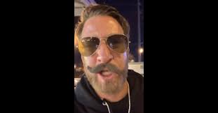 Get all of the latest dave portnoy blogs, videos and podcasts. Barstool S Dave Portnoy Releases Post Arrest Video Bashing Roger Goodell