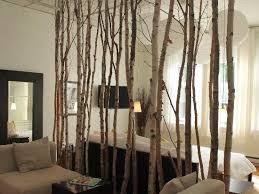 Kain terbuat dari bahan waterproof ( anti air ) sehingga kain tidak akan menyerap adanya percikan air layaknya air di daun talas yang akan jatuh ke bawah. 10 Desain Sekat Ruangan Yang Murah Tapi Estetik Mana Favoritmu