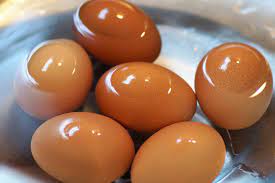 Sprinkle with salt and pepper and enjoy! How To Boil Eggs In The Microwave Just Microwave It