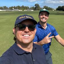 ɢᴏʟꜰ ᴅᴀᴅᴅʏ & ɴᴀᴛʜ.