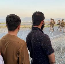 Jun 23, 2021 · der vormarsch der radikalislamischen taliban in afghanistan beschäftigt auch die dort stationierte bundeswehr. Qidmnqkm7zgrqm
