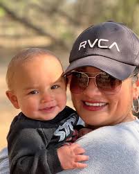 Mom, Dad, Valentino 🙏❤️