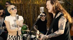 Backyard session by airline food, released 27 may 2017 1. Miley Cyrus Latest Backyard Session With Laura Jane Grace Breatheheavy Com