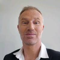 100+ profils pour “Balmer”