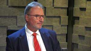 SWR1 Leute: Joachim Walter: Überfordert die Zahl der Flüchtlinge  Baden-Württemberg?