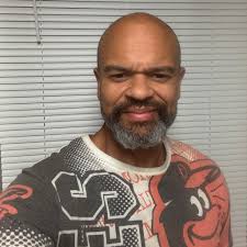 Which city has a better skyline, Birmingham or Memphis?