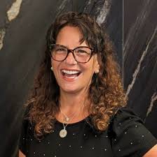 Please join us in welcoming Regina P. as Vice President of Finance for  Charlestowne Hotels. Regina comes to us from Radisson Hotel Group, where  she most recently oversaw the accounting of managed… |