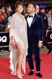 She went on twitter and, seemingly out of nowhere, posited a few question to the young daters of today. Chrissy Teigen And John Legend Had A Very Stylish Date Night In London Vanity Fair