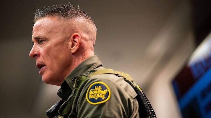 Border Patrol's Minnesota chief argues with lawmakers about Alex Pretti's  killing