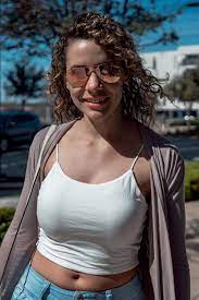 Vanessa Smiling In This Lifestyle Portrait Shoot Sony A6400 Mirrorless Camera Lens Sony Zeiss 35mm F1 4 Fe Lens See The Full Portrait Sony Mirrorless Camera