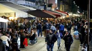 Chiusura delle attività commerciali nelle ufficiale il nuovo calendario delle riaperture e le nuove regole covid per gli spostamenti tra regioni a. Coprifuoco A Mezzanotte L Ipotesi Da Meta Maggio