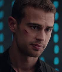 tumblr_nx9cufKKCh1tjdbe1o3_400.gif (267×308)