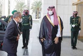 Malaysia is a country located in the southeastern part of the asian continent, consisting of thirteen states and three federal territories. Crown Prince Malaysian Pm Witness Signing Of 3 Agreements Saudi Gazette