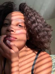 Of course imma take sun selfies ☀️