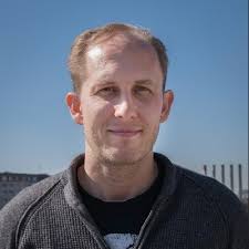 Robert Lukas (@LUKY17)