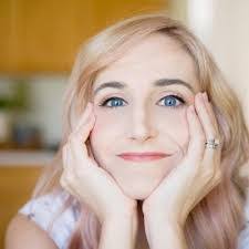 Heather Sparks's Instagram, Twitter & Facebook