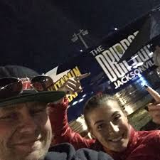 Ur skeudenn nevez zo bet...