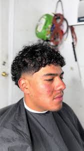 Jenny (@jaybaybeee3)