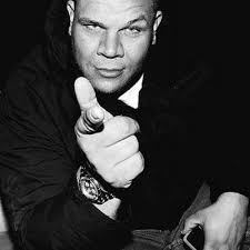 Ashley Thomas (@bigmonsterash)