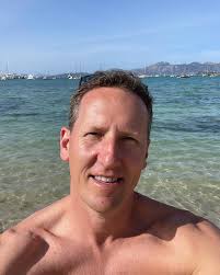 A little selfie in the sunshine. #mallorca #mallorcalife #twobeersin  #baleares #sunshine #healthyliving #vitaminD