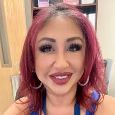 Want to know more about one of the Microstem Shampoo & Conditioner star  ingredients? Consultant Trichologist Eva Proudman shares the incredible  benefits of Skinhairgium Bio!🌱👩‍🔬