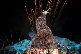 The grinch is a holiday mainstay, whether or not you share his feelings about christmas. Grinchmas At Universal Studios Hollywood