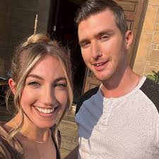 Some behind the scenes content. Had fun switching up the angles 🤳🏼🎥  #verticalshooting