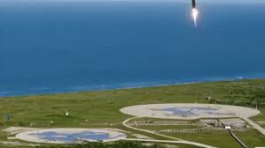 A large collection of beautiful gifs of passion, kisses, love. Image Of The Day Archive April 2019 Pictures From Space Our Image Of The Day Space