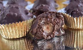 Ferrero Rocher Maison Au Thermomix Plat Et Recette Ferrero Rocher Maison Livre De Recette Thermomix Recette Chocolat De Noel