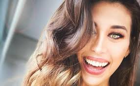 Luis silva dedicó una emotiva canción a mariángel villasmil. Andrea Martinez Nueva Miss Universo Espana 2020 La Candidata Espanola A Miss Universo Tiene 27 Anos Es Baloncestista Y Poliglota El Correo