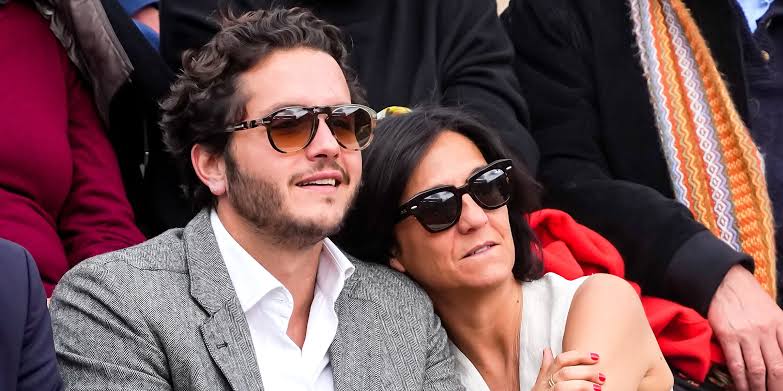Florence Foresti se sentait "dépendante" de ses ex - Aujourd'hui, elle  officialise son amour avec un comédien de 15 ans son cadet
