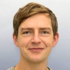 Laura Schilz's Instagram, Twitter & Facebook