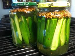 Very Garlicky Easy Refrigerator Dill Pickles Delightful Delicious Delovely