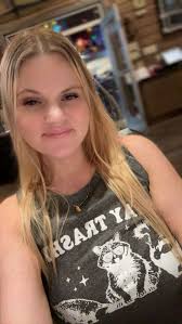 I know the mirrors dirty 🤣 but yeah where's my twin at