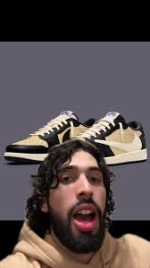 Jordan 1 Low Sail Pale Vanilla