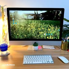 Even Though It S Cold Outside We Re Keeping Our Spirits High With Thoughts Of The Upcoming Spring Season When The Flowe Spring Is Coming Spring Season Geelong