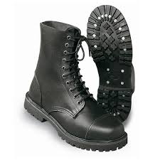 Check out our ranger boots selection for the very best in unique or custom, handmade pieces from our обувь shops. Undercover Ranger Boots 10 Loch Schwarz Impact Mailorder