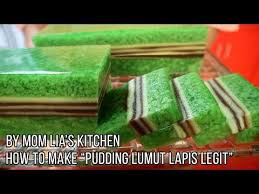 Sekilas, puding ini terlihat berwarna hijau. Resepi Agar Agar Pandan Lumut