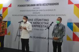 Talent iklan bank manditi : Menpora Teken Mou Handling Stunting With Bkkbn