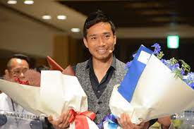 結婚披露宴を控える長友佑都へ 片山晋呉らが製品発表会でサプライズ え 聞いてないよ マジか 長友佑都 結婚披露宴 結婚