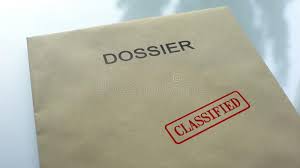 Dossier synonyms, dossier pronunciation, dossier translation, english dictionary definition of dossier. Dossier Streng Geheim Dichtung Gestempelt Auf Ordner Mit Wichtigen Dokumenten Abschluss Oben Stockbild Bild Von Steuerung Dossier 151817607