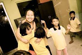 Heidy quah the founder and director of refuge for the refugees has seen a surge in people seeking food aids during the pandemic. Heidy Quah Queen S Young Leaders Award 2017 Recipient From M Sia